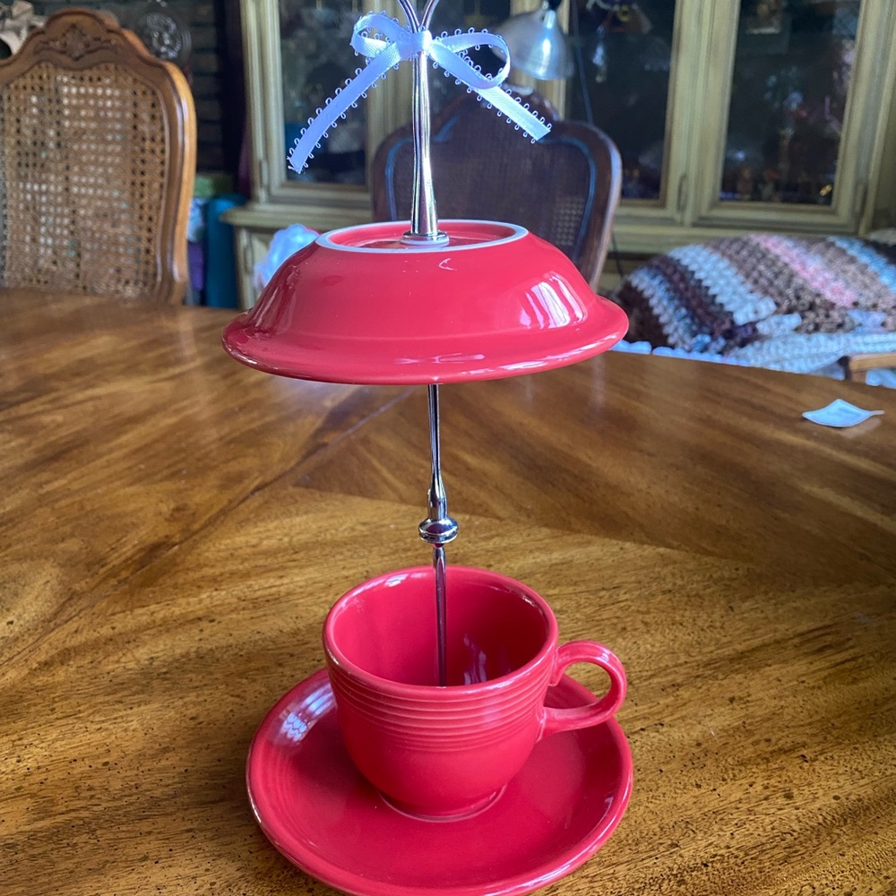 Fiestaware Teacup Red Bird Feeder - Picture 11 of 12